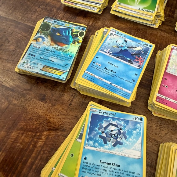 Pokemon Card Collection - 200+ trading cards, 150+ trainer/energy cards - Picture 2 of 3